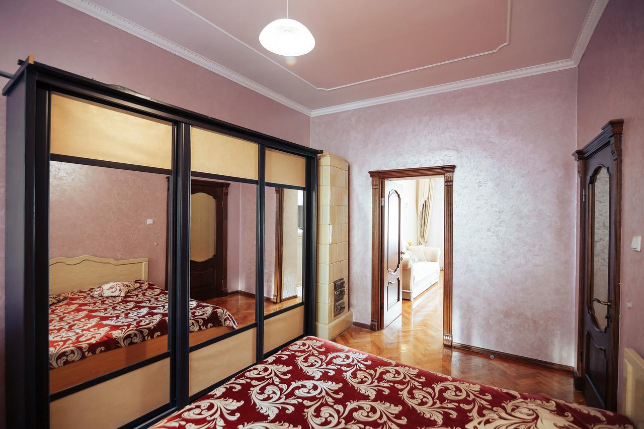 Centreville Apartments Ivano-Frankivsk Luaran gambar